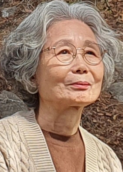 Kim Bong Hee (1952)
