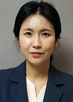 Han Ji Eun (1976)