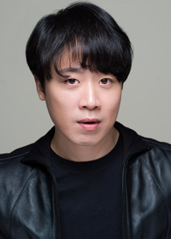 Yoon Woo Joong (1983)