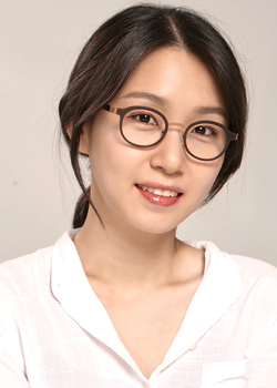 Park Yoo Mi (1986)