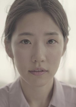 Lee Yeon Joo (1990)