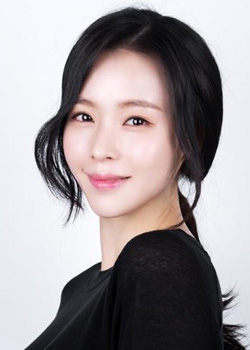 Ji Yoon Ha