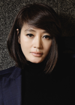 Kim Hye Soo (1970)