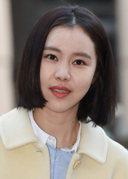 Kim Ye Won (1987)