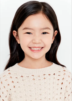 Kim Yoon Seul (2015)