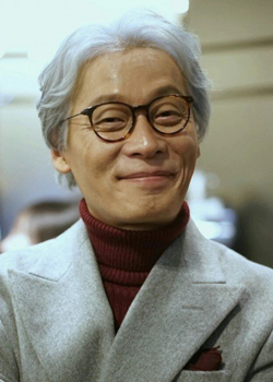 Lee Hwang Ui (1967)