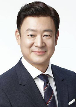 Lee Jin Woo (1968)