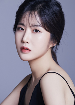 Lee Na Hyeon (1989)