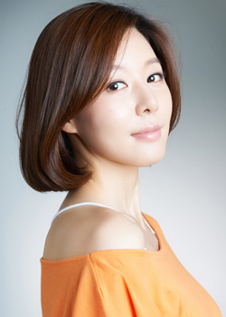 Lee Yeon Joo (1982)