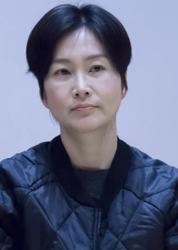 Min Hyo Kyeong (1980)