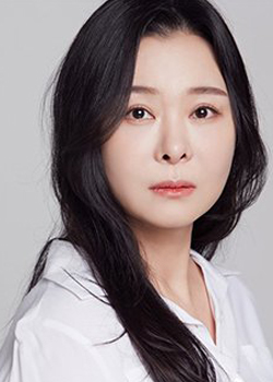 Yoon Hae Joo (1979)